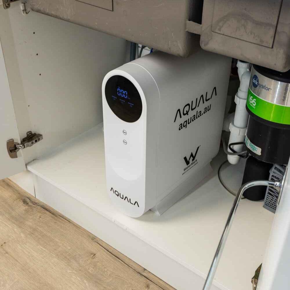 Gold Pull Out 3 Way Mixer Tap